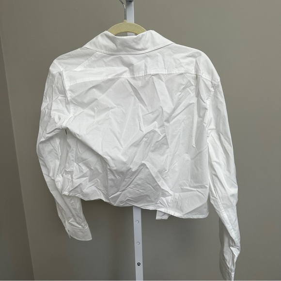 SANDRO
pointed-collar cropped cotton shirt size 1 NWT - Picture 6 of 6